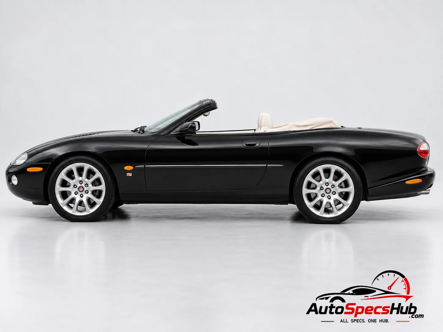 1998 (X100) Jaguar XKR Cabrio side profile