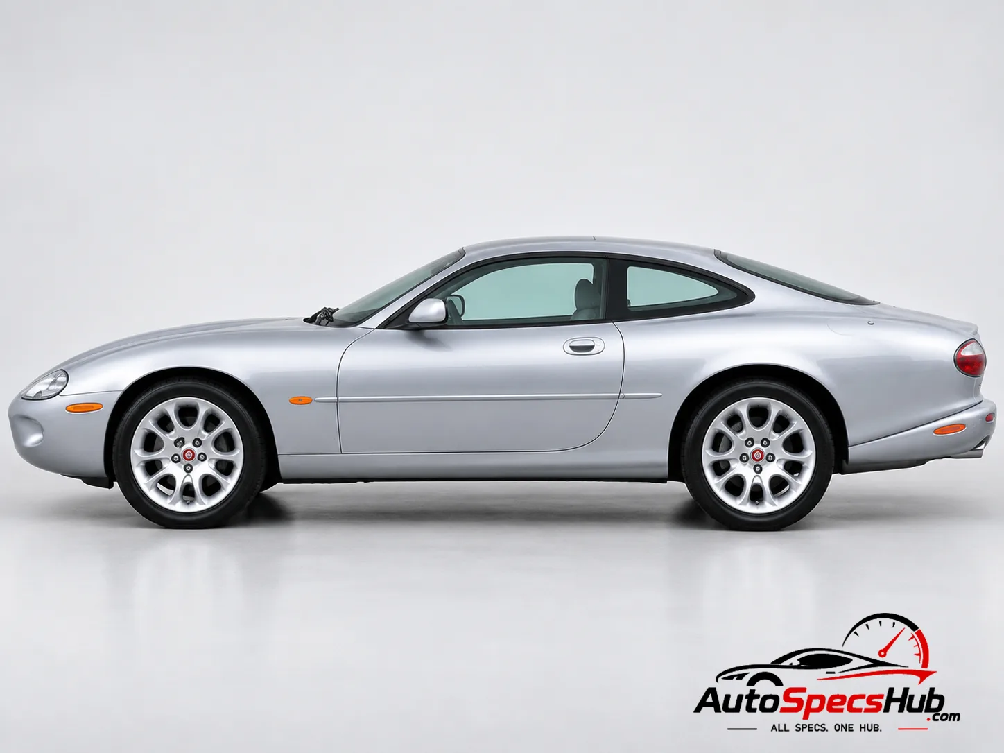 1998 (X100) Jaguar XKR Coupé side profile