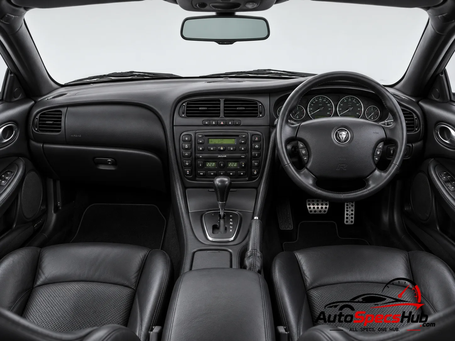 2002 (X100) Jaguar XKR Coupé interior cockpit and seats