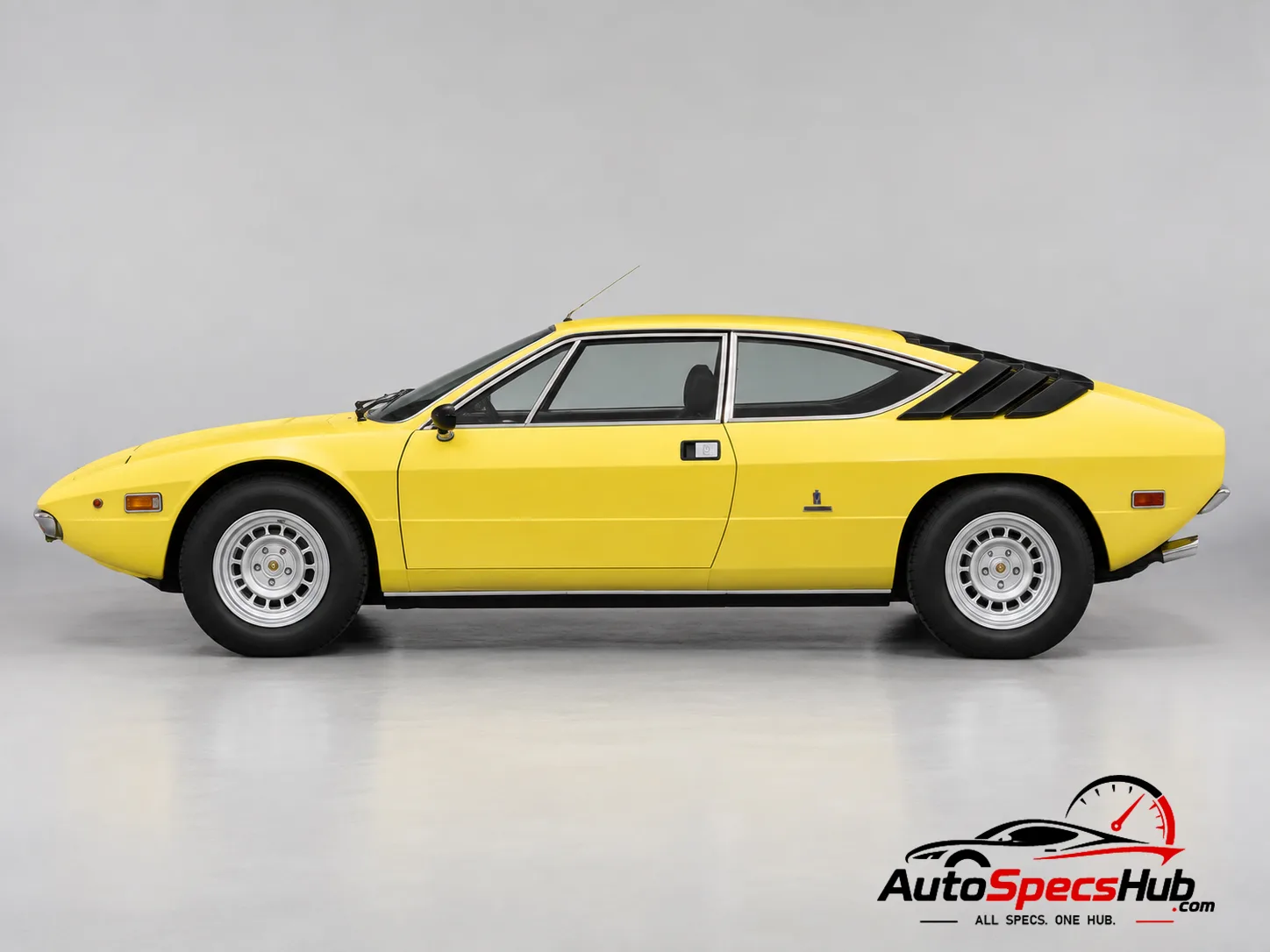 1975 Lamborghini Urraco P300 side profile