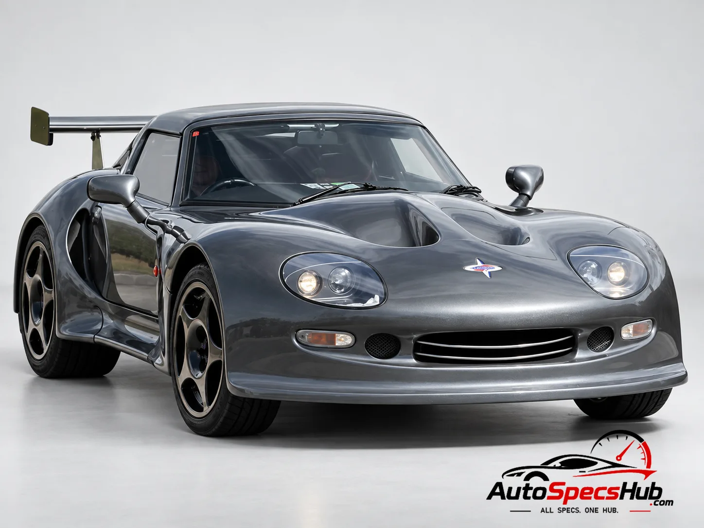 1998 Marcos Mantis GT Coupé front three-quarter view