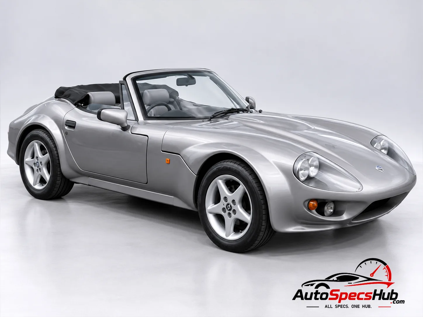 1992 Marcos Mantara 400 Spyder front three-quarter view