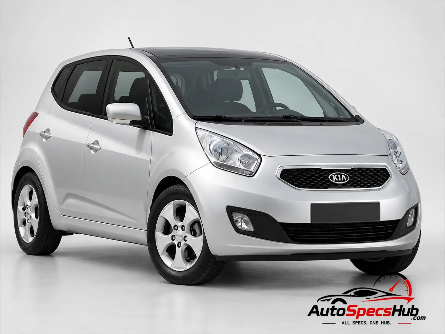 2010 Kia Venga 1.6 CVVT front three-quarter view